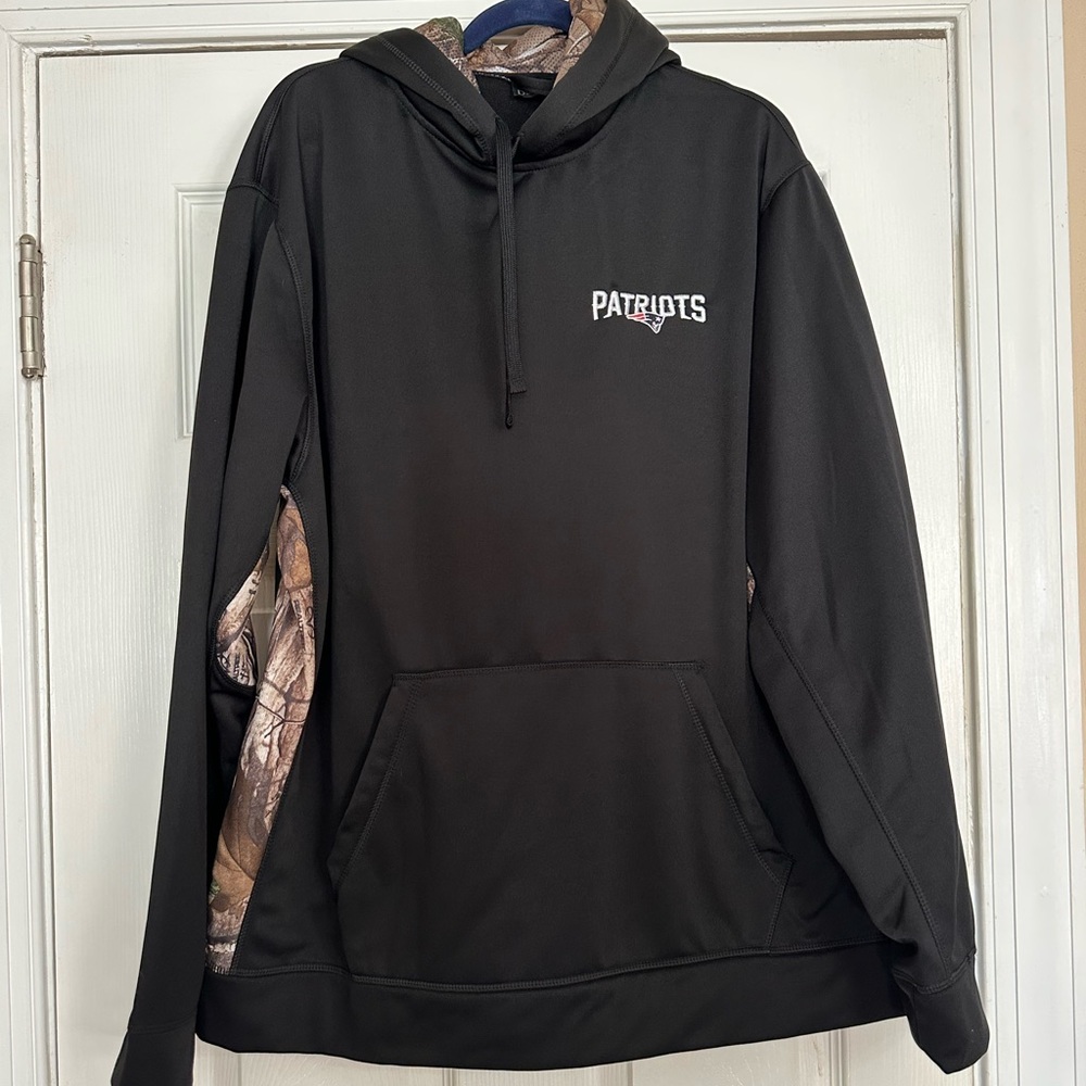 Men’s New England Patriots hoodie size xl